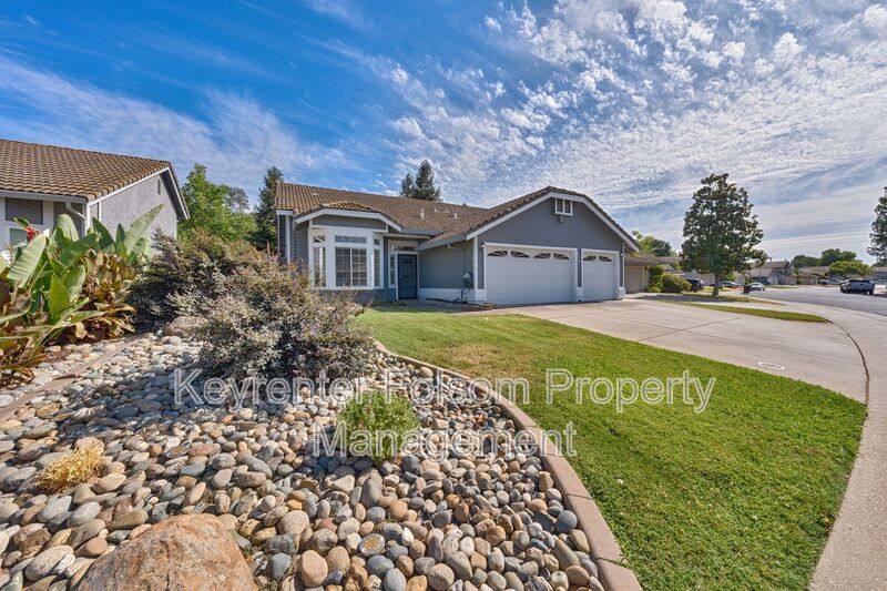House for rent at 617 Vernon Oaks, Roseville, CA 95678