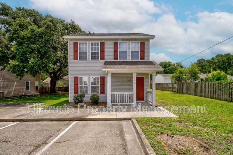 Townhouse for rent at 502 Shortfin Dr, Wilmington, NC 28405