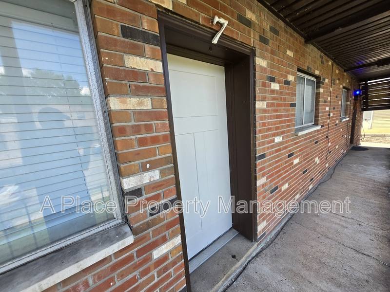 Apartment for rent at 2621 S Big Bend Blvd #7, Saint Louis, MO 63143
