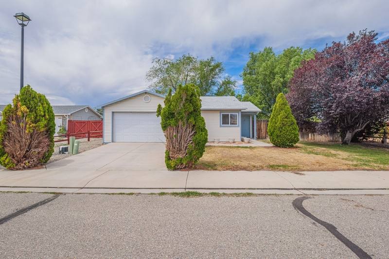 House for rent at 431 Countryside Lane, Grand Junction, CO 81504