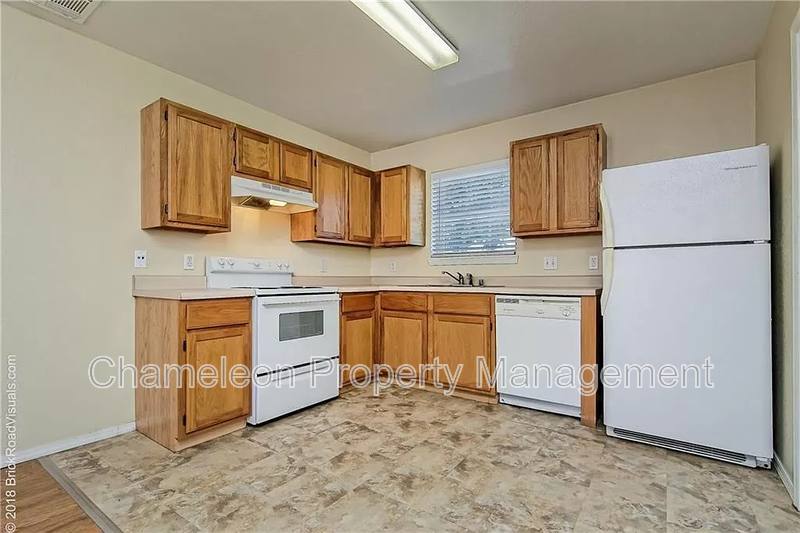 Apartment for rent at 1431 Sligo St #2, Fayetteville, AR 72701