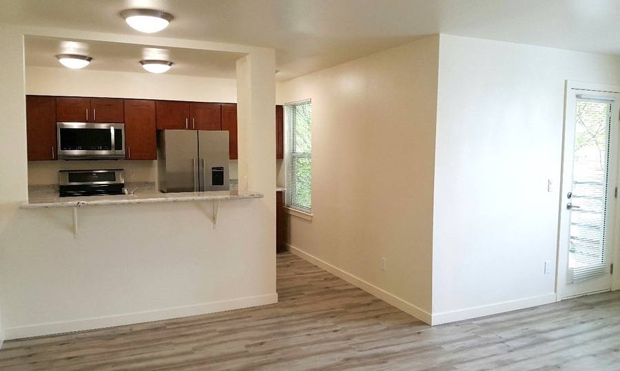 Townhouse for rent at 6840 Oswego Place NE #301, Seattle, WA 98115
