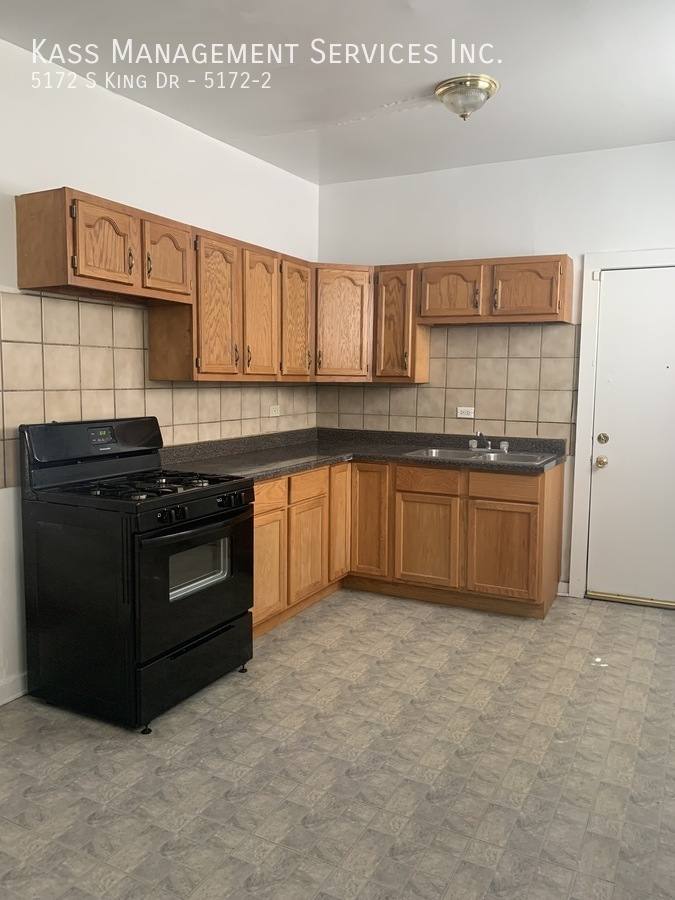 Apartment for rent at 5172 S King Dr #2, Chicago, IL 60615