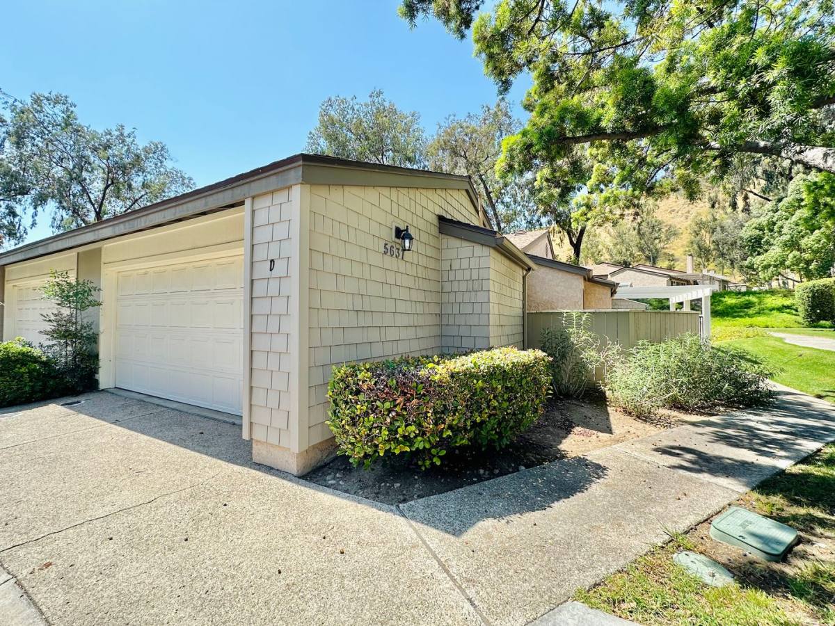 Condo for rent at 5637 Adobe Falls Rd, San Diego, CA 92120
