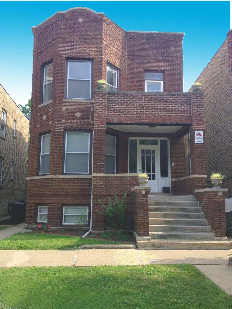 Apartment for rent at 3909 W Schubert Ave, Chicago, IL 60647