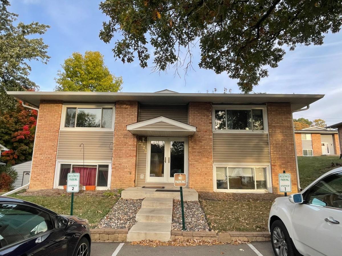 Apartment for rent at 2122 Belmont Lane, Mound, MN 55364
