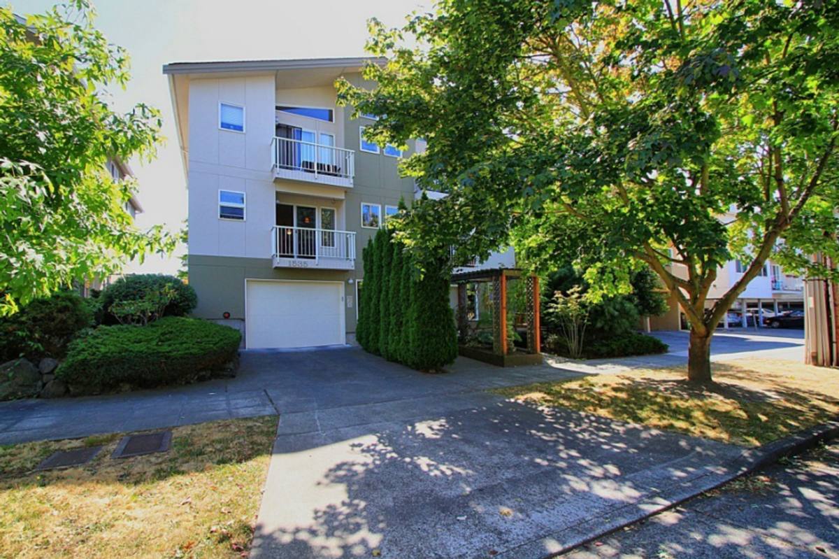 Condo for rent at 1535 NW 52nd St, Seattle, WA 98107