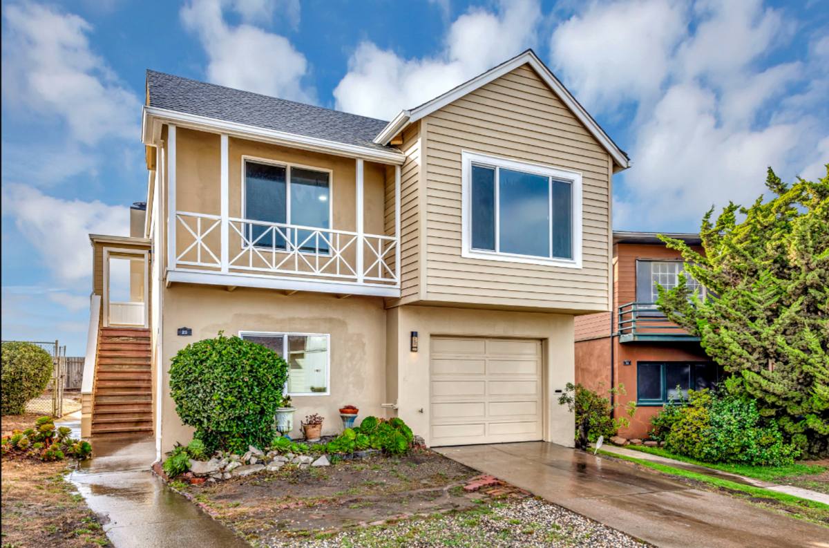 House for rent at 20 Palisades Dr, Daly City, CA 94015