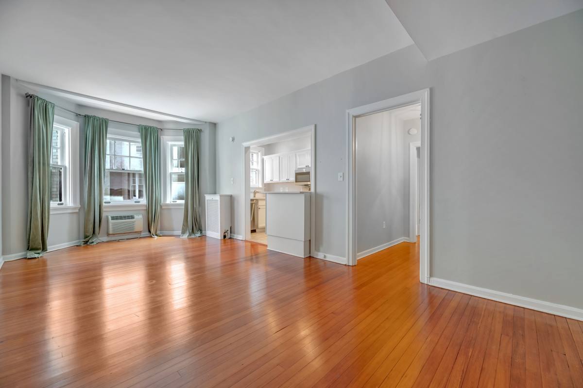 Apartment for rent at 2311 Connecticut Ave NW #304, Washington, DC 20008