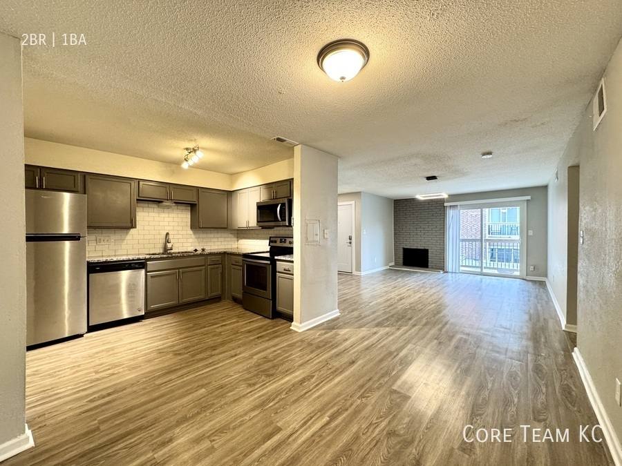 Apartment for rent at 3618 Warwick Blvd #2, Kansas City, MO 64111