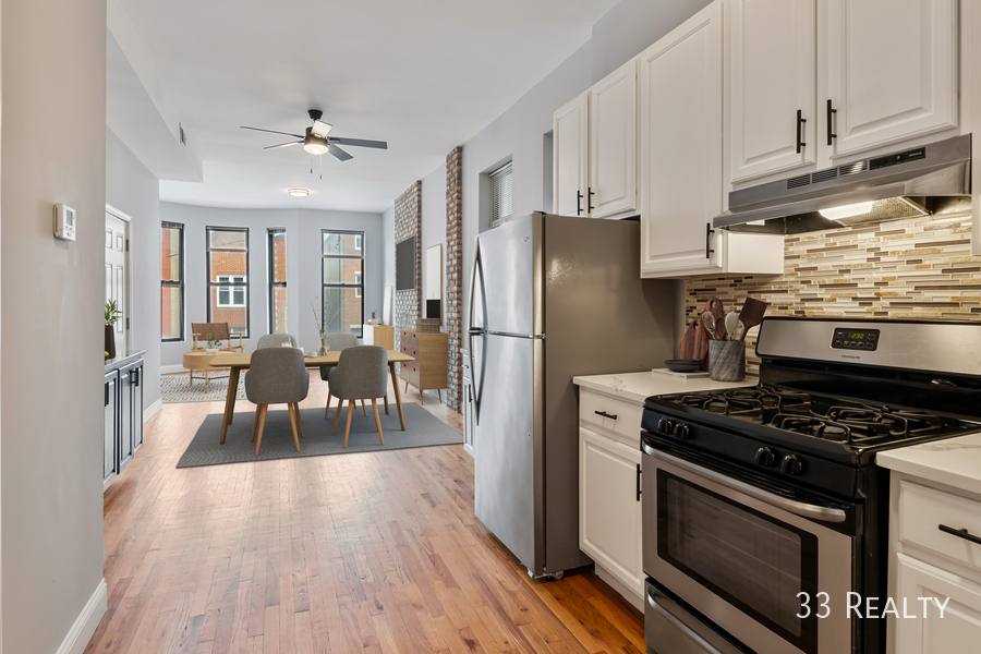 Apartment for rent at 1337 W Huron #2F, Chicago, IL 60642