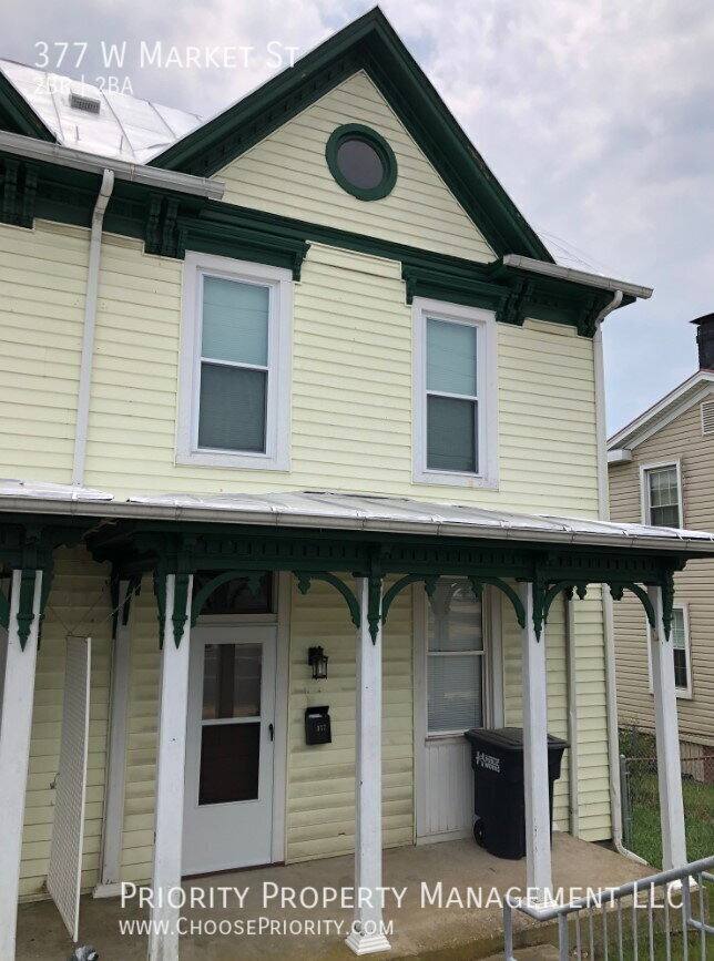 Apartment for rent at 377 W Market St, Harrisonburg, VA 22801