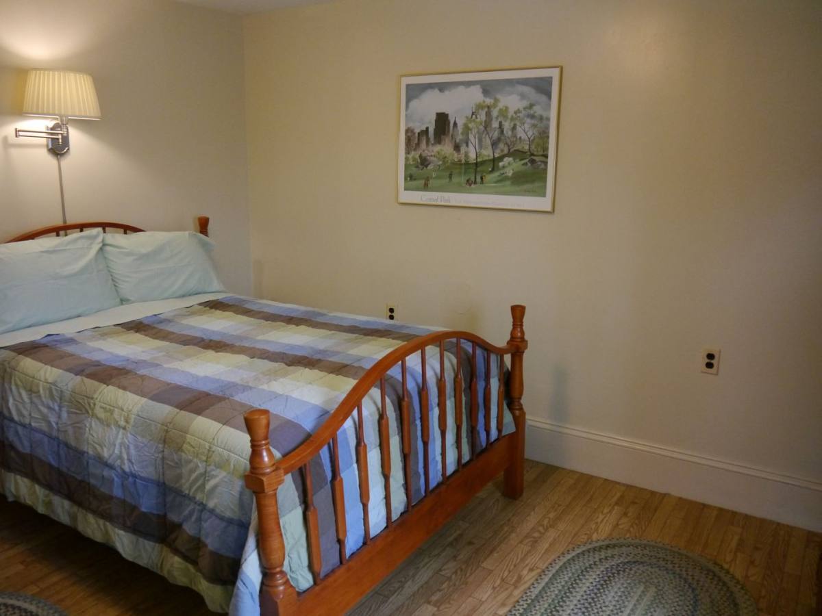 Apartment for rent at 9 Cedar St, Brunswick, ME 04011