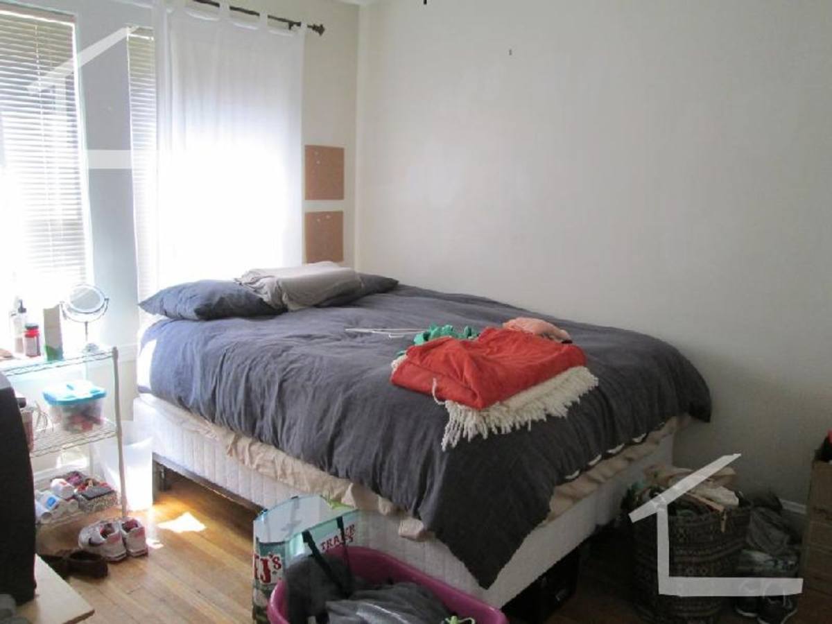 Apartment for rent at 72 Brock St #1A, Brighton, MA 02135