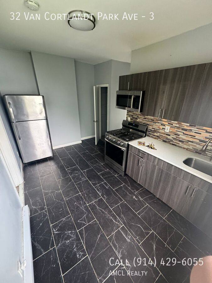 Apartment for rent at 32 Van Cortlandt Park Ave #3, Yonkers, NY 10701