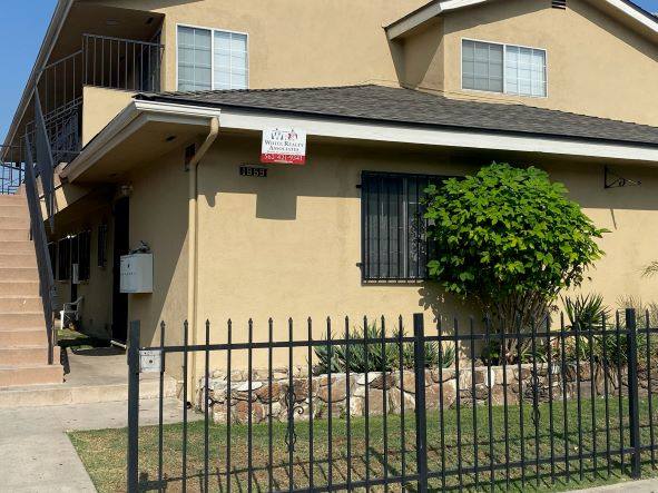 Apartment for rent at 1959 Cedar Ave, Long Beach, CA 90806