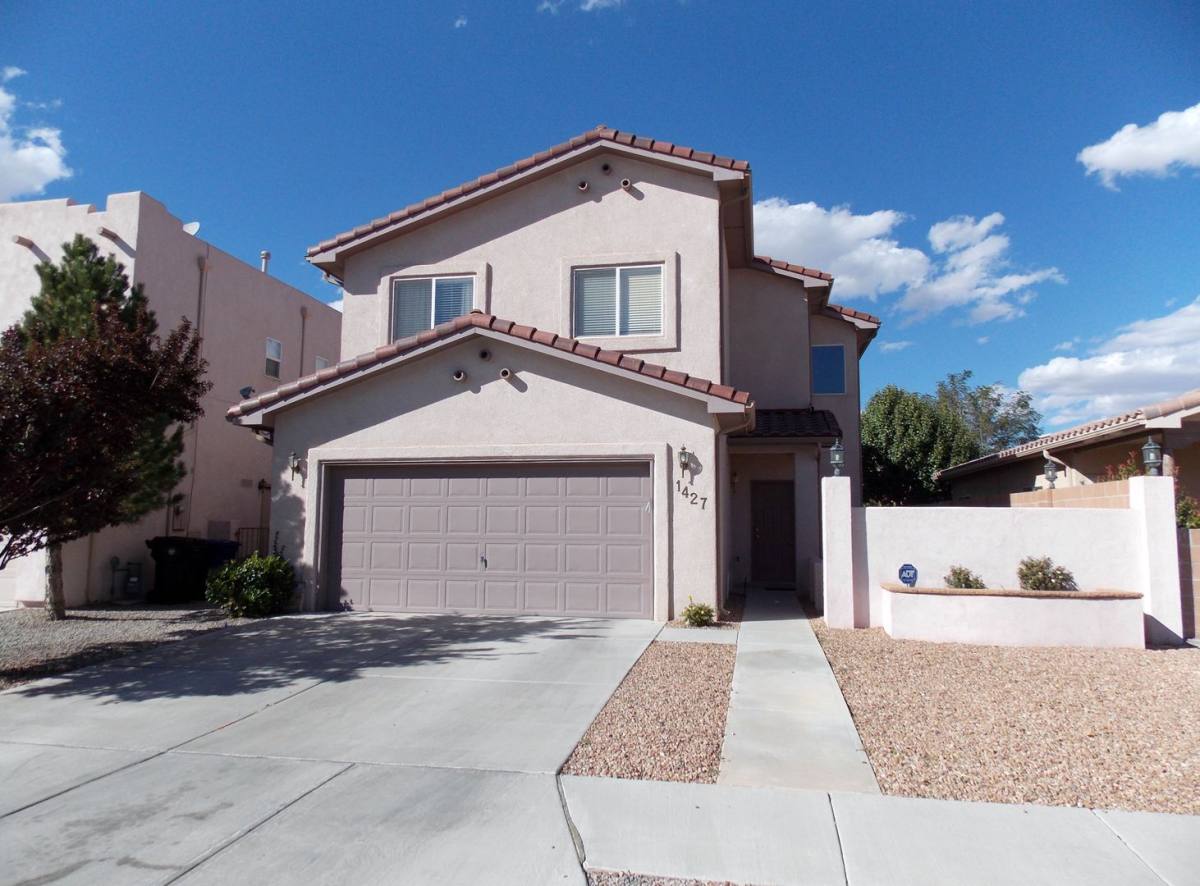 House for rent at 1427 Bridle Wood Rd NE, Albuquerque, NM 87113