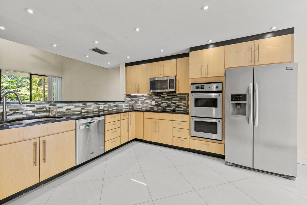 House for rent at 790 St Albans Dr, Boca Raton, FL 33486