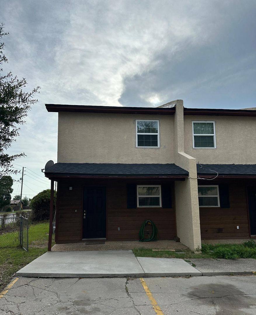 Apartment for rent at 6913 Cherry St, Panama City, FL 32404
