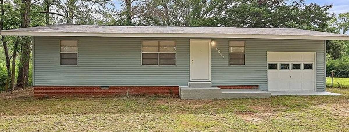 House for rent at 5082 Lurline Dr, Jackson, MS 39204