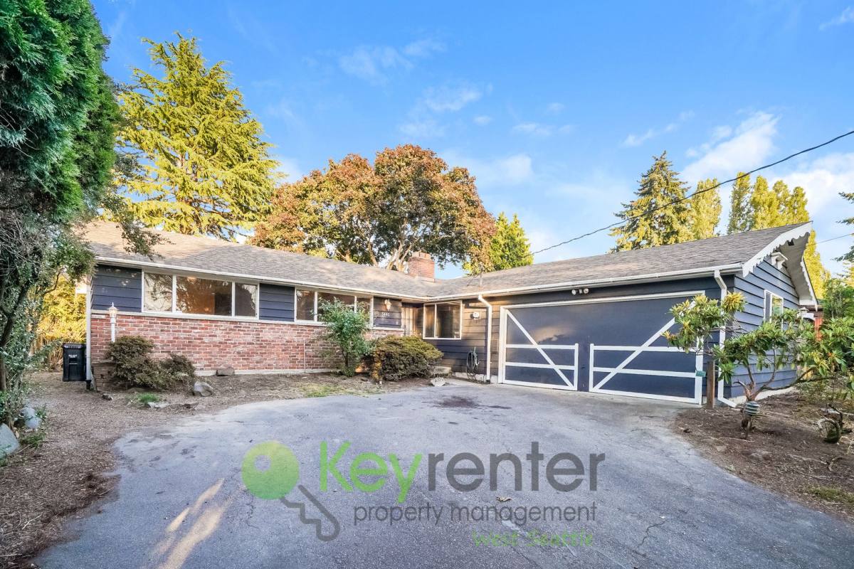 House for rent at 5440 16th Ave SW, Seattle, WA 98106