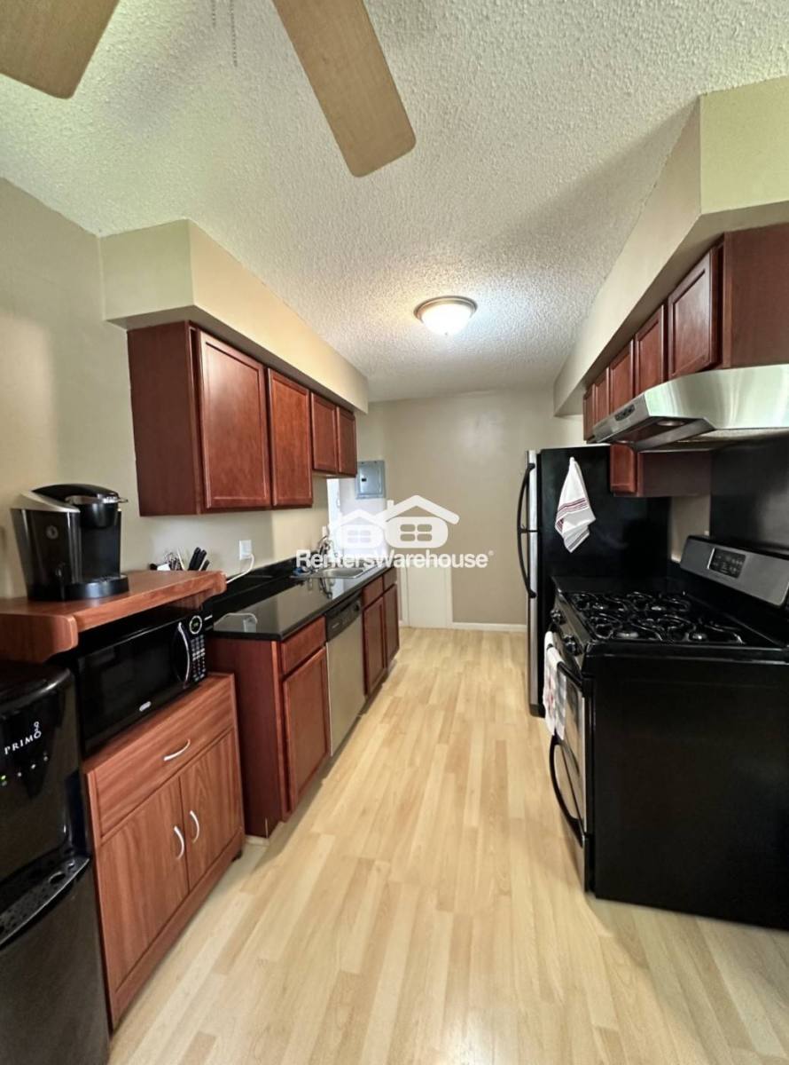 Apartment for rent at 2740 Rosalyn Court #301, Minneapolis, MN 55427