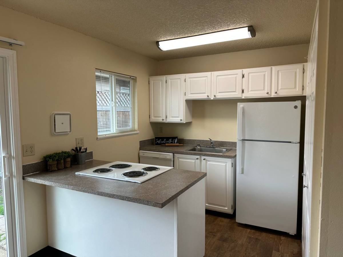 Apartment for rent at 9511 SE 73rd Ave, Portland, OR 97222