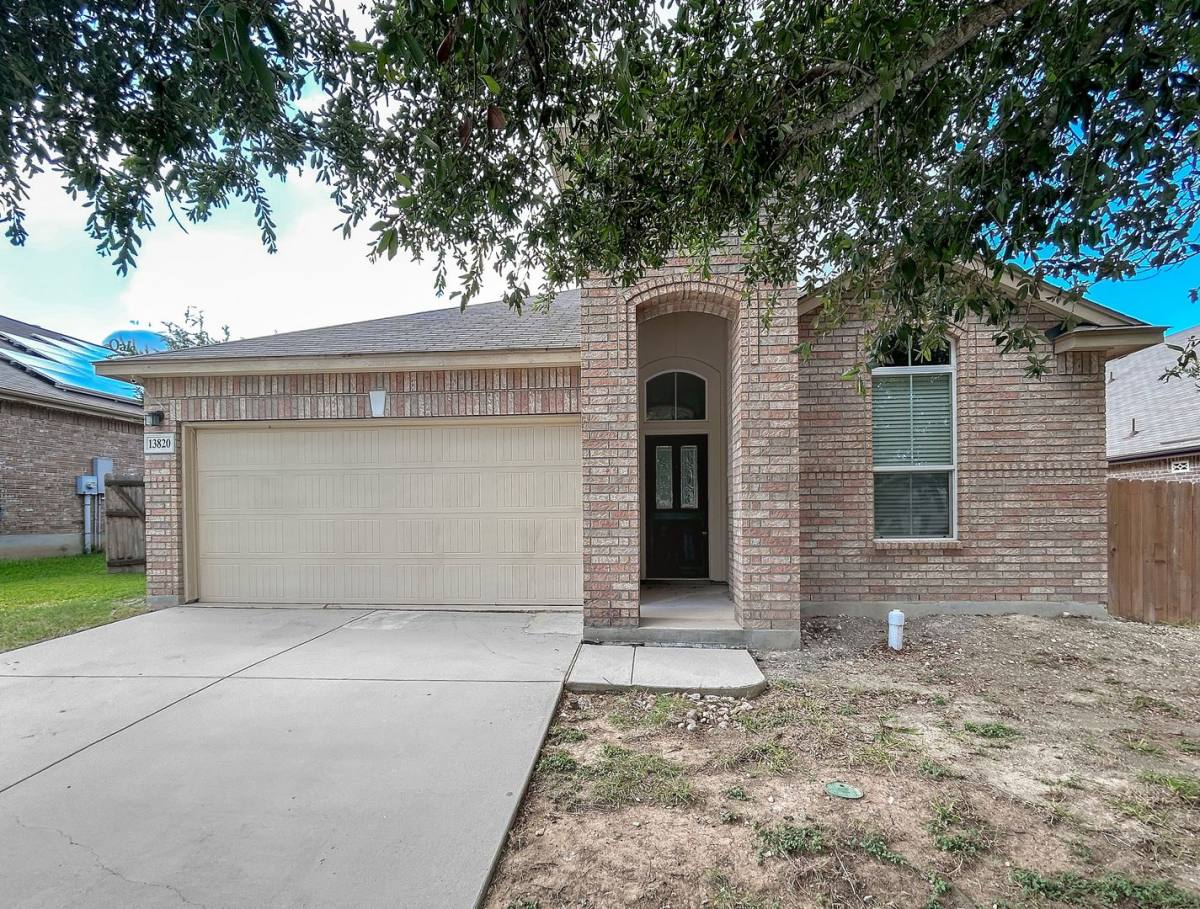 House for rent at 13820 Blakeville, San Antonio, TX 78233