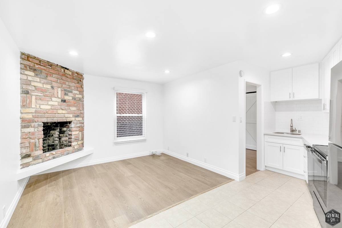 Apartment for rent at 2029 Cloverfield Blvd #B, Santa Monica, CA 90404