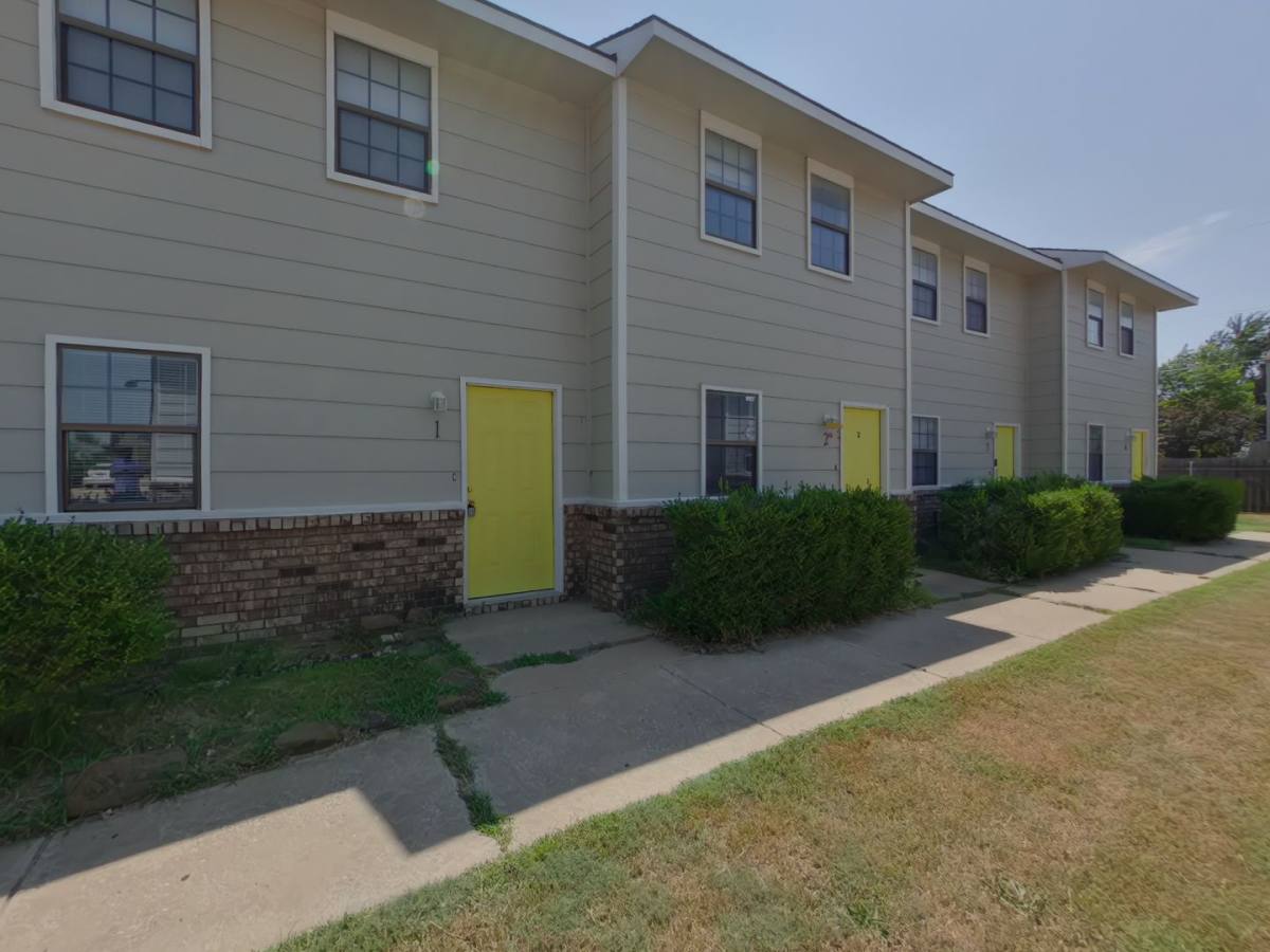 House for rent at 3227 S Illinois, Wichita, KS 67217