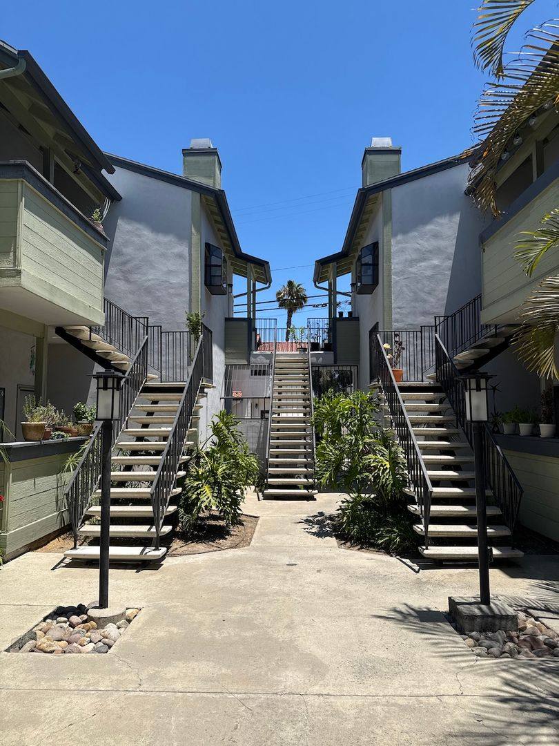 Condo for rent at 4435 Marlborough Ave, San Diego, CA 92116