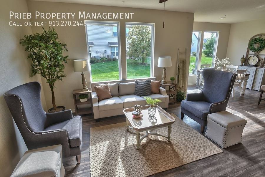 Townhouse for rent at 8820 Findley St - Interior #BUILDING 47, Lenexa, KS 66227