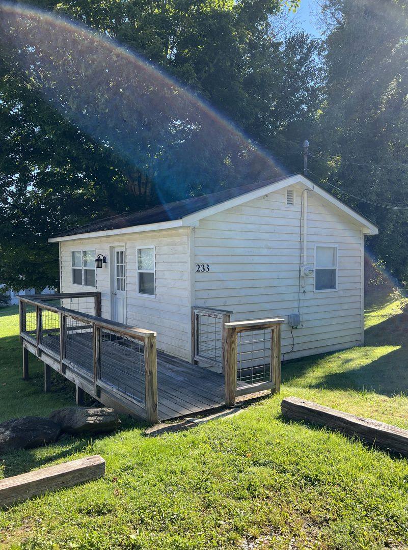House for rent at 233 Ice Plant St, Elk Park, NC 28622