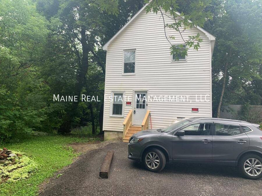 House for rent at 558 S Main St, Brewer, ME 04412