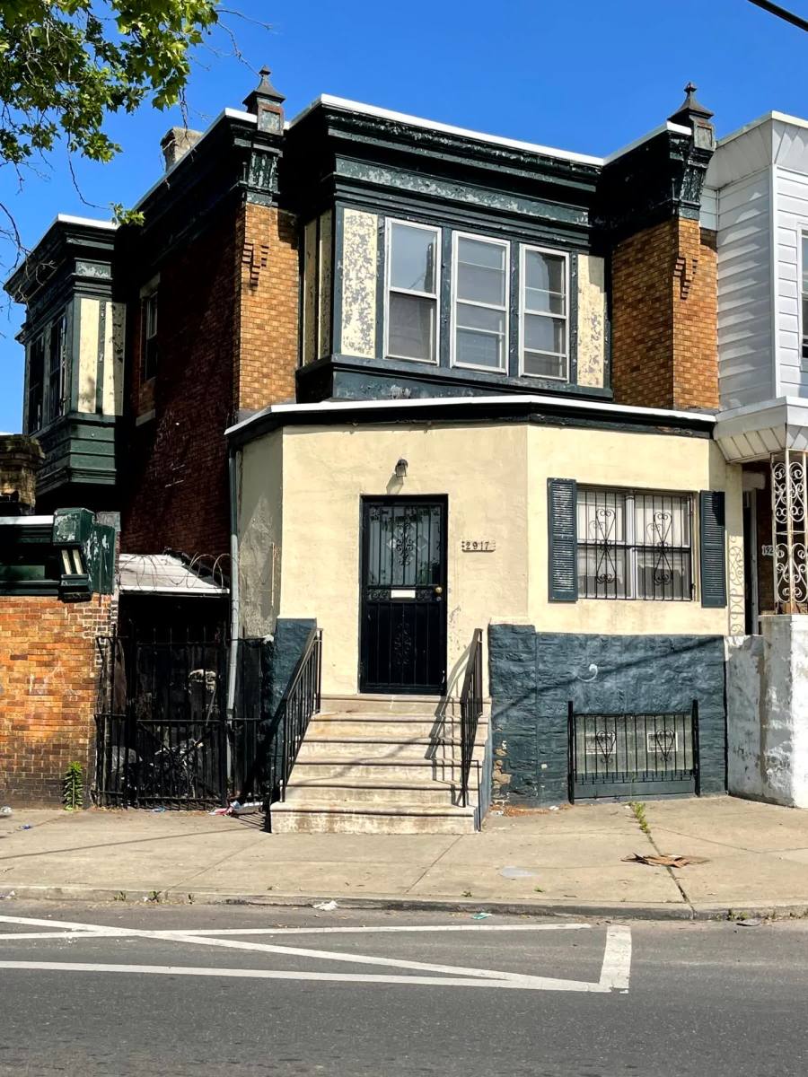 Apartment for rent at 2917 W Sedgley Ave, Philadelphia, PA 19121