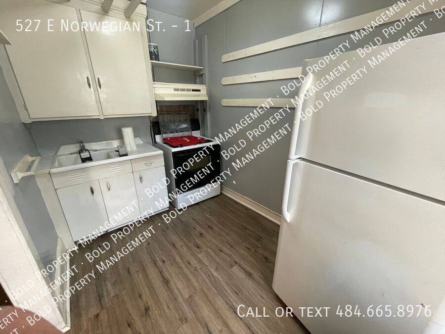 Apartment for rent at 527 E Norwegian St #1, Pottsville, PA 17901