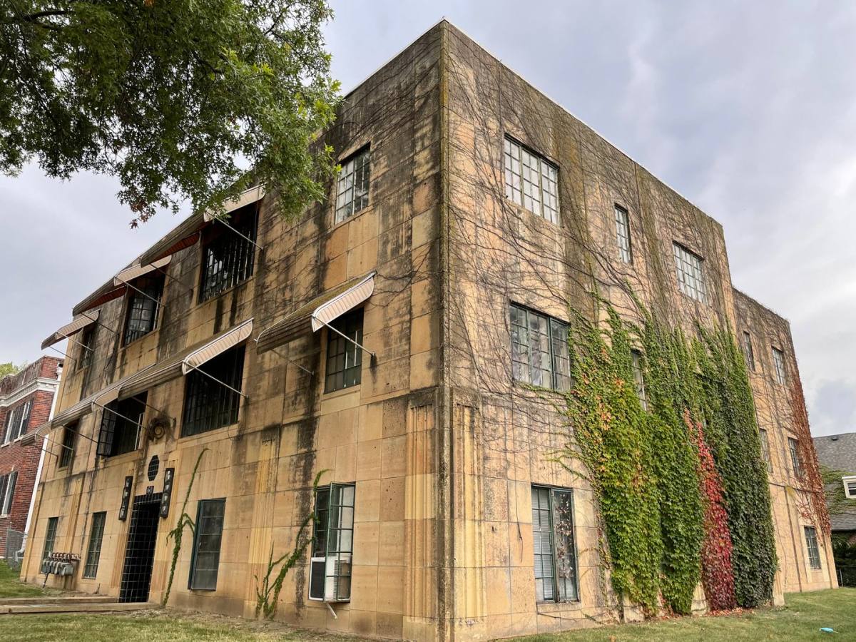 Apartment for rent at 1601 S 20th St, Lincoln, NE 68502