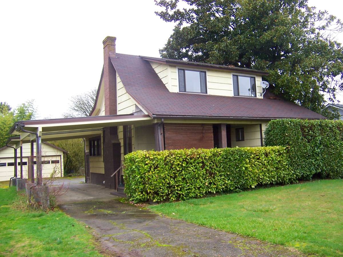 House for rent at 1336 NE 2nd St, Corvallis, OR 97330