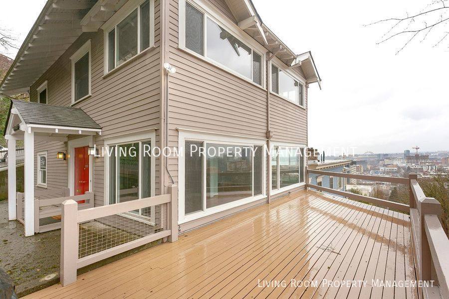 House for rent at 1531 SW Upper Hall St, Portland, OR 97201