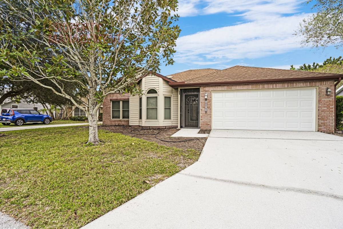 House for rent at 5014 82nd Way E, Sarasota, FL 34243