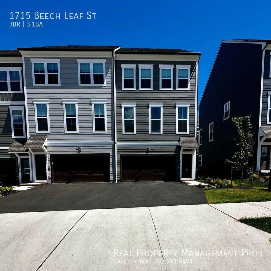 1715 Beech Leaf St, Dumfries, VA 22026