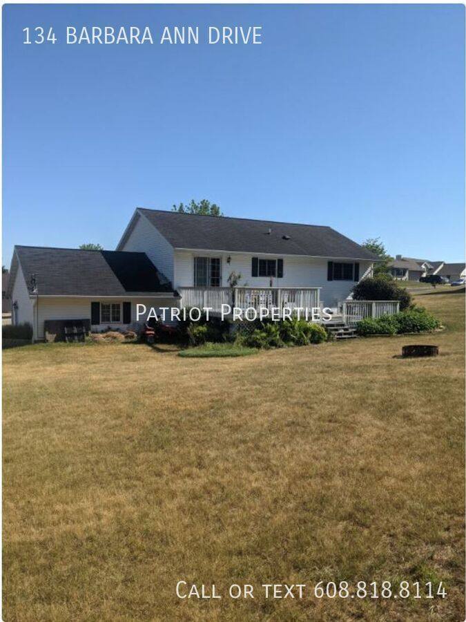 House for rent at 134 Barbara Ann Dr, Reedsburg, WI 53959