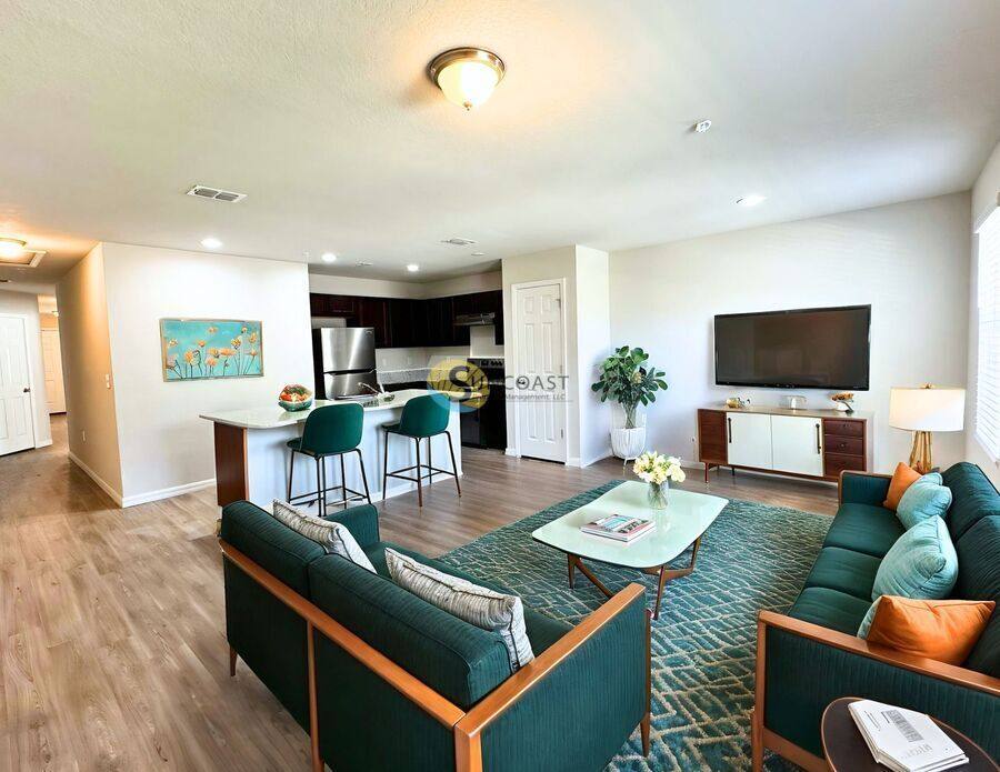 Apartment for rent at 7656 Mailes Court #7656102, Jacksonville, FL 32210