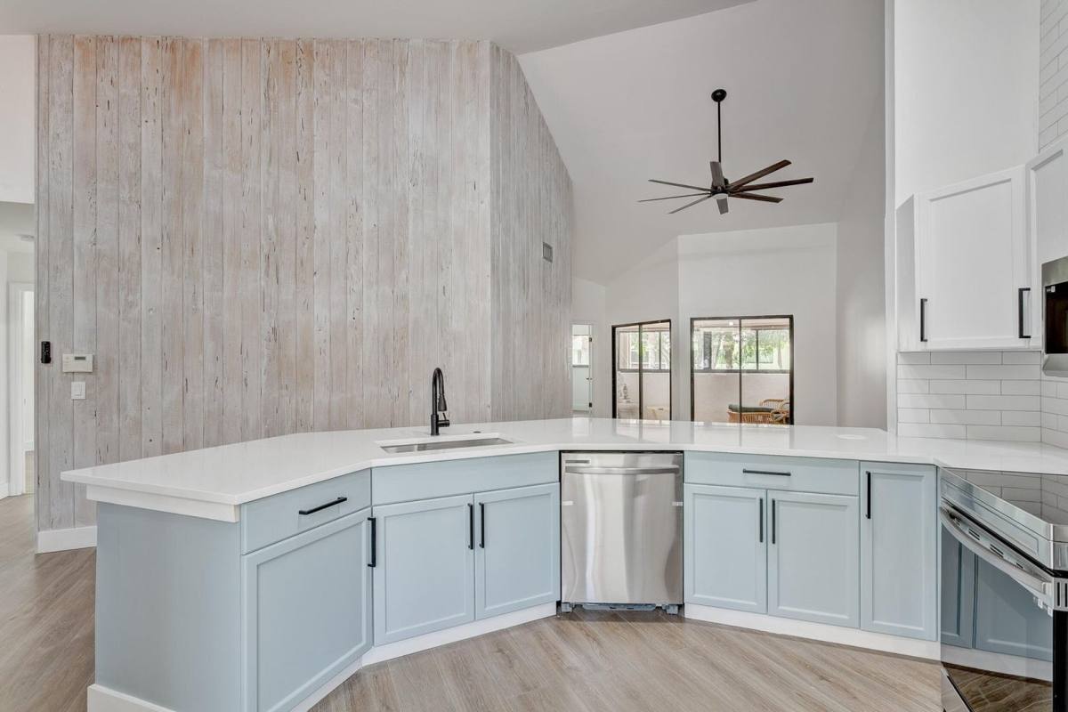 Townhouse for rent at 205 Sea Oats Dr E, North Palm Beach, FL 33408