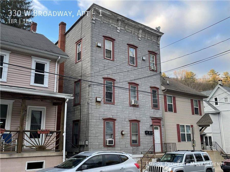 Apartment for rent at 330 W Broadway #1, Jim Thorpe, PA 18229