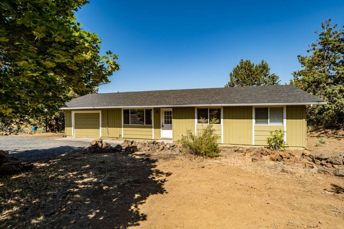 House for rent at 63348 Vogt Rd, Bend, OR 97701