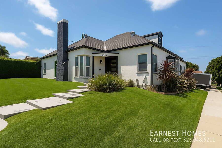 House for rent at 3453 Floresta Ave, Los Angeles, CA 90043