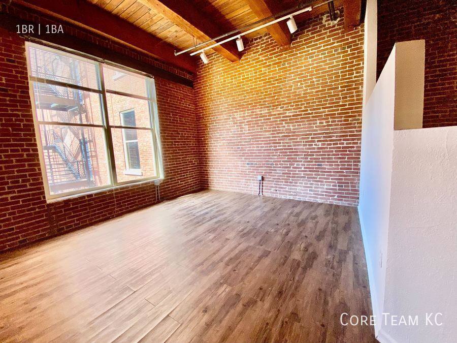 Condo for rent at 202 W 5th St #301, Kansas City, MO 64106