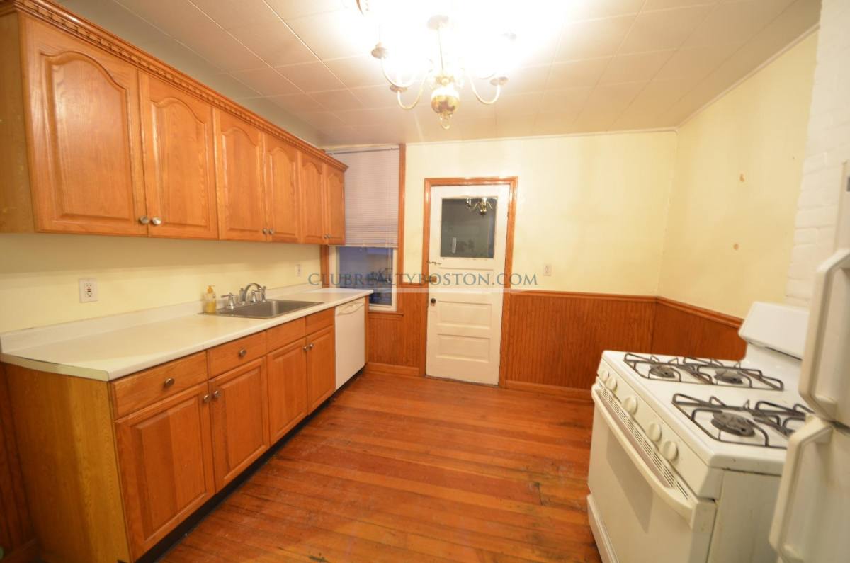 Apartment for rent at 54 Montfern Ave #3, Brighton, MA 02135