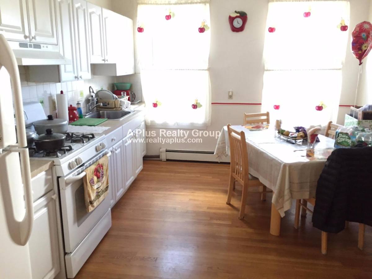 House for rent at 10 Buckley Ave #2, Jamaica Plain, MA 02130